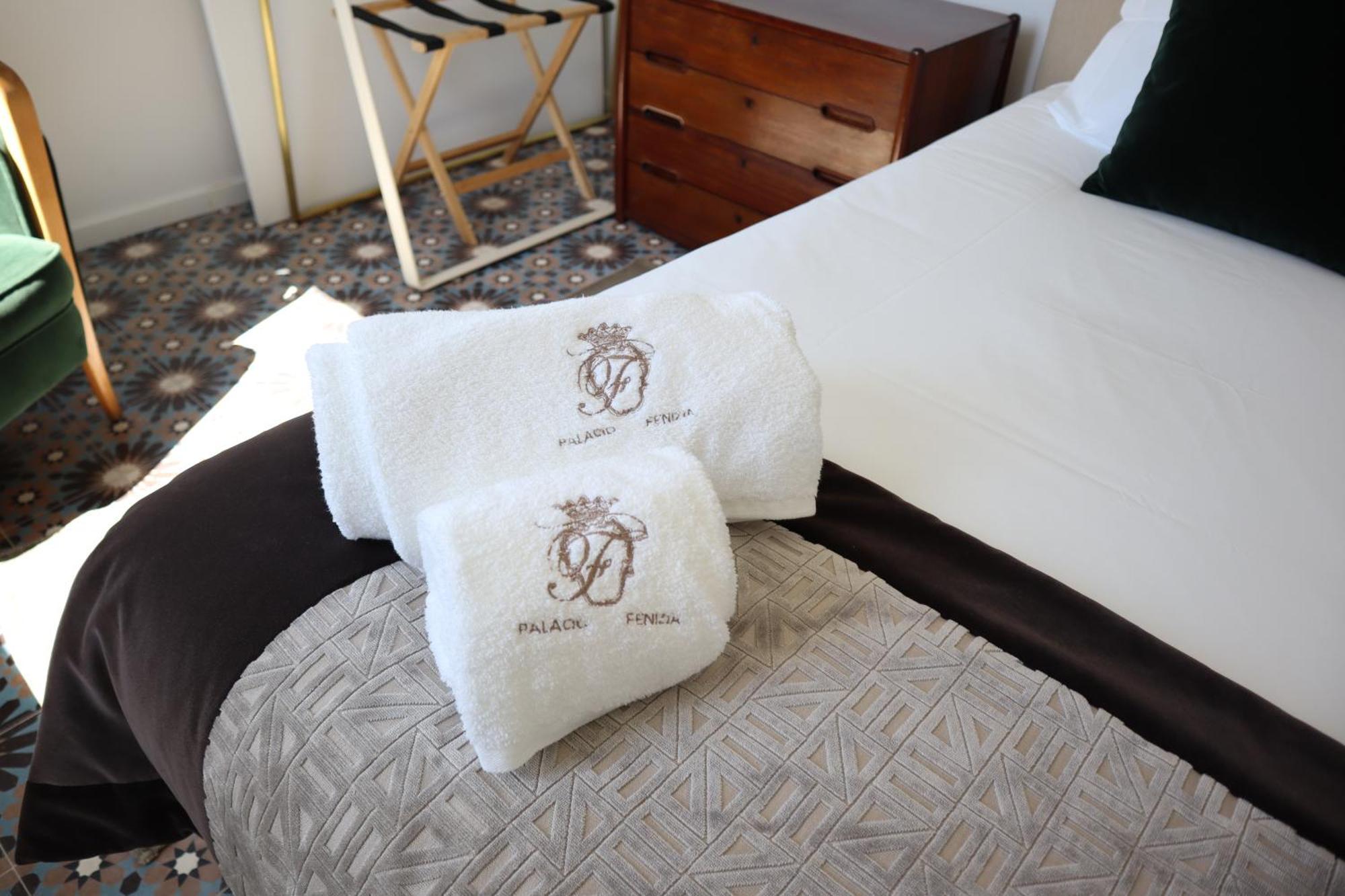 Palacio Fenizia Lux Apartments Porto Kamer foto